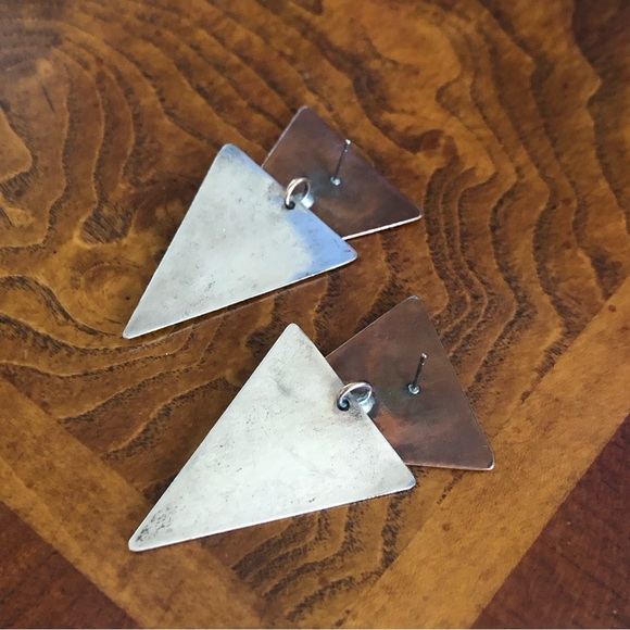 Vintage hand crafted artist copper and sterling silver triangle disc earrings - Picture 9 of 13